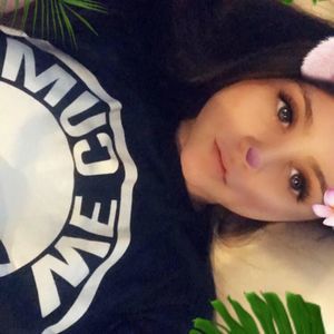 Meet your Posher, Lexi